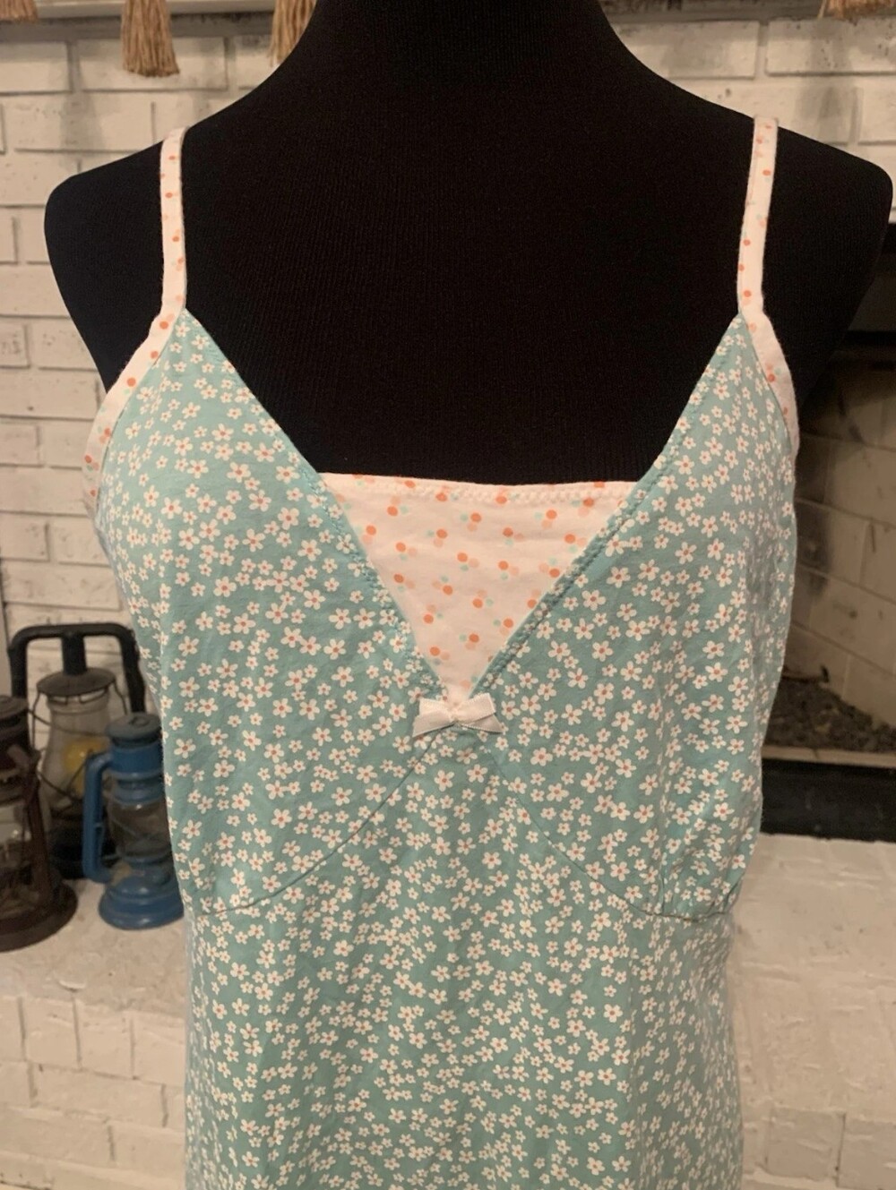 Floral Light Blue Daisy Print Camisole with Bow